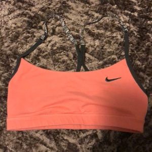 Sports bra